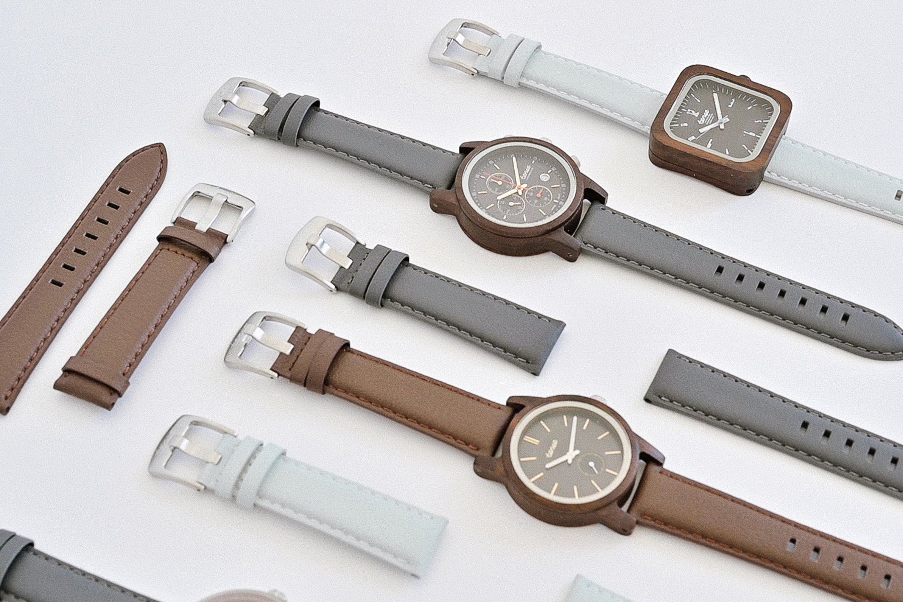 Corporate gifts for employees in Canada – engraved wooden watch by Tense